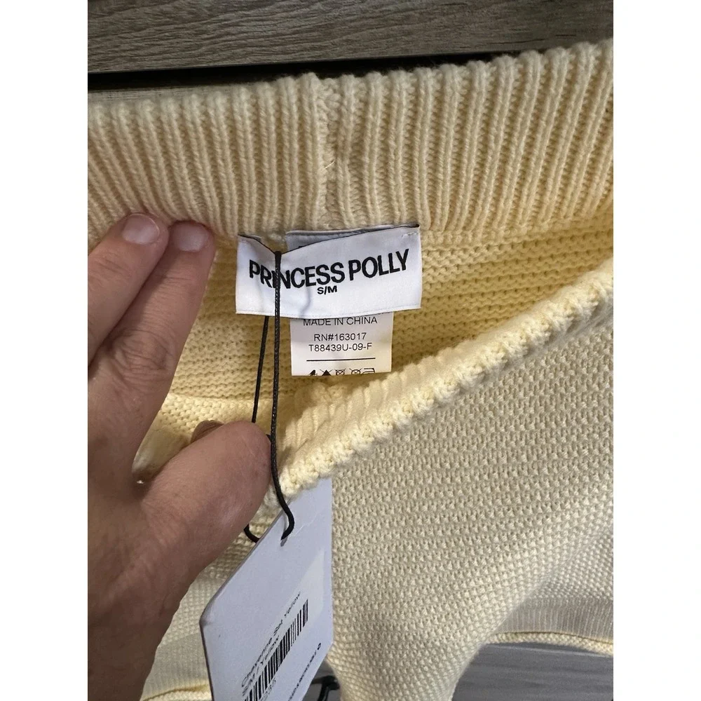 Princess Polly Crochet Shorts Size S/M NWT Butter Yelllow